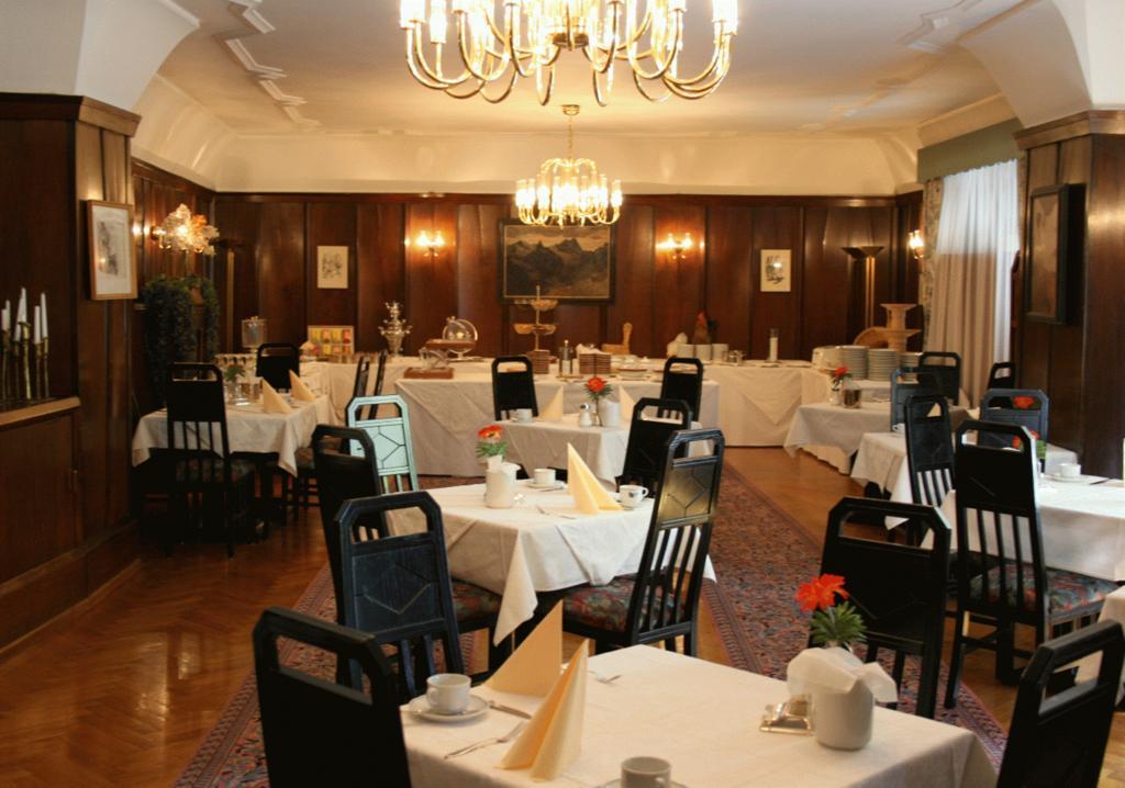 Schlosshotel Post Edelfreisitz Sprengenstein Imst Ngoại thất bức ảnh